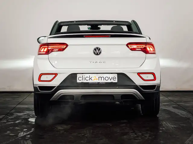 Volkswagen T-Roc view 8