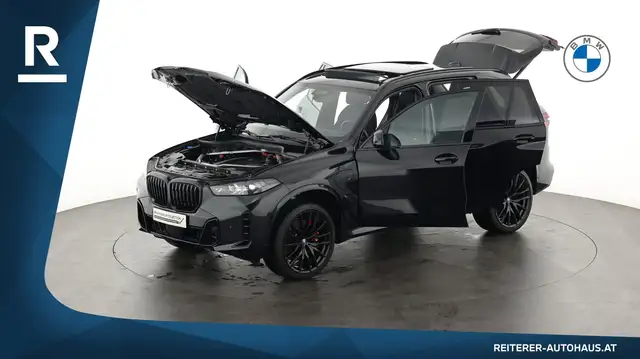 BMW X5 view 10