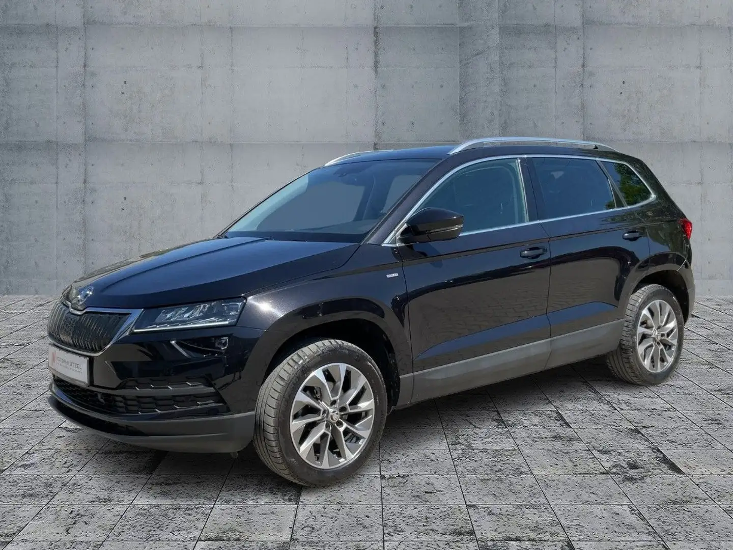Skoda Karoq 1.5 TSI CLEVER LED+APP+DAB+GRA+SHZ+PDC+AHK Schwarz - 2