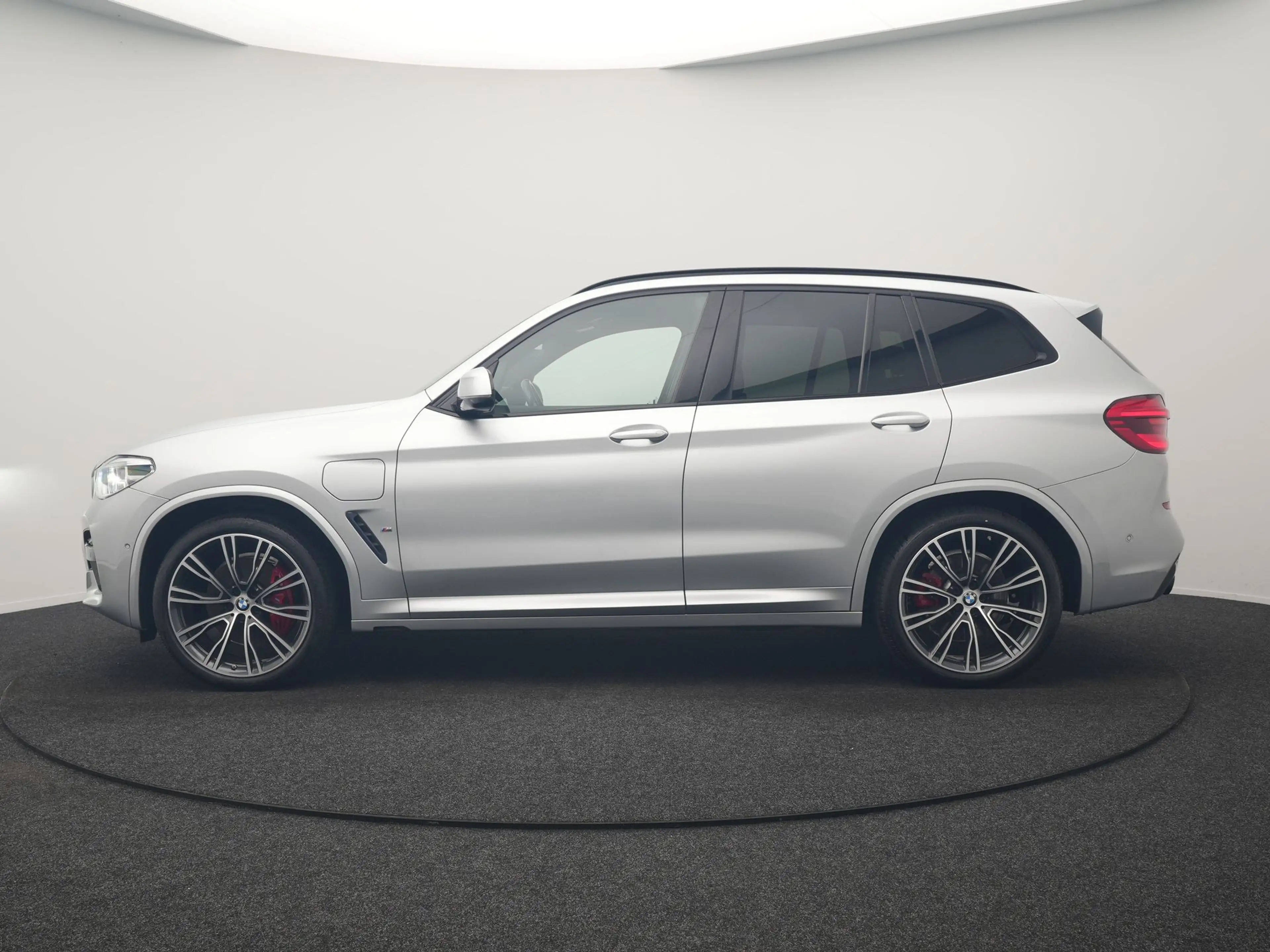BMW X3 xDrive30e M Sport PHEV 293pk Dealer O.H | Camera | — photo 3