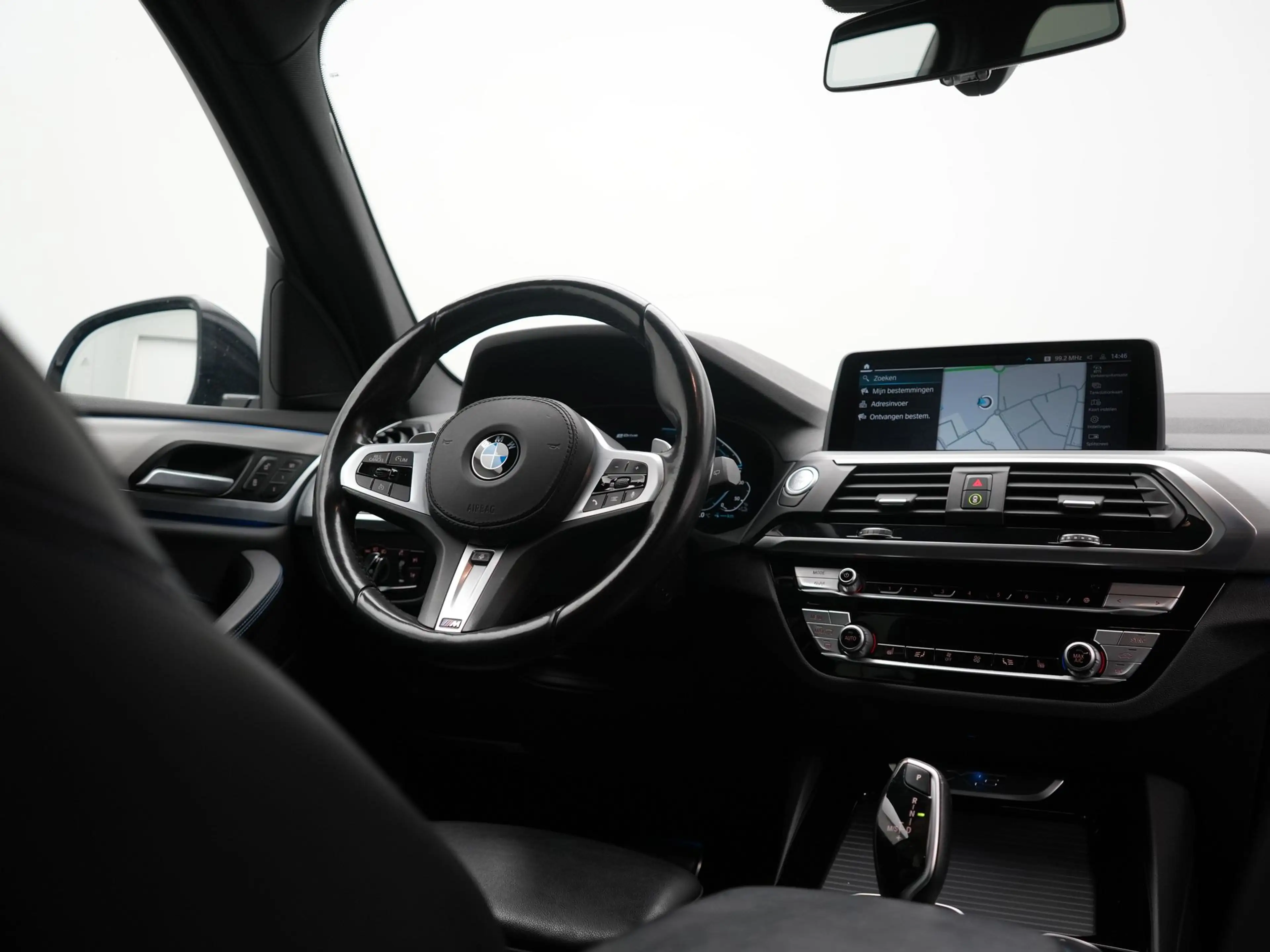 BMW X3 xDrive30e M Sport PHEV 293pk Dealer O.H | Camera | — photo 11