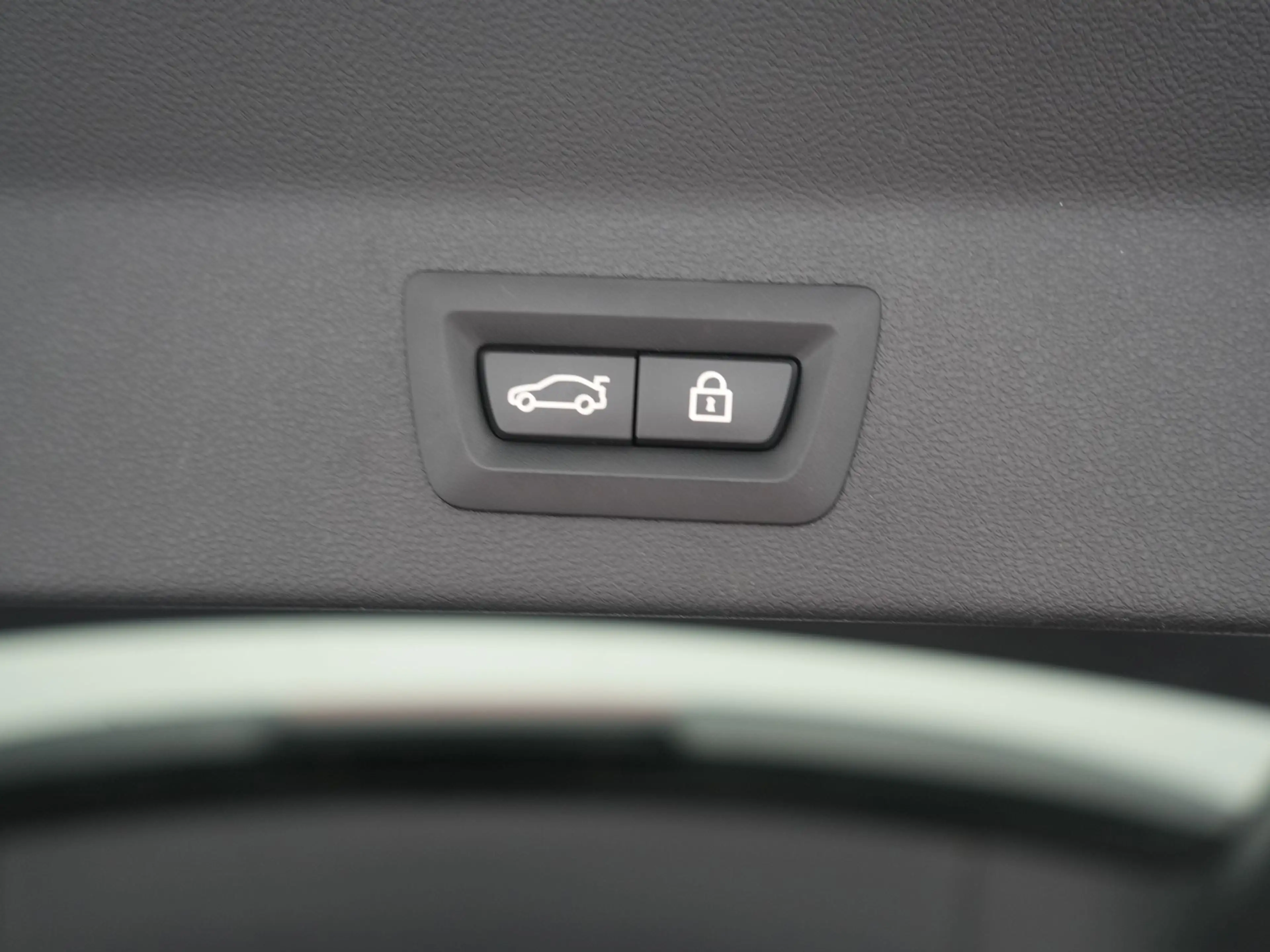 BMW X3 xDrive30e M Sport PHEV 293pk Dealer O.H | Camera | — photo 37