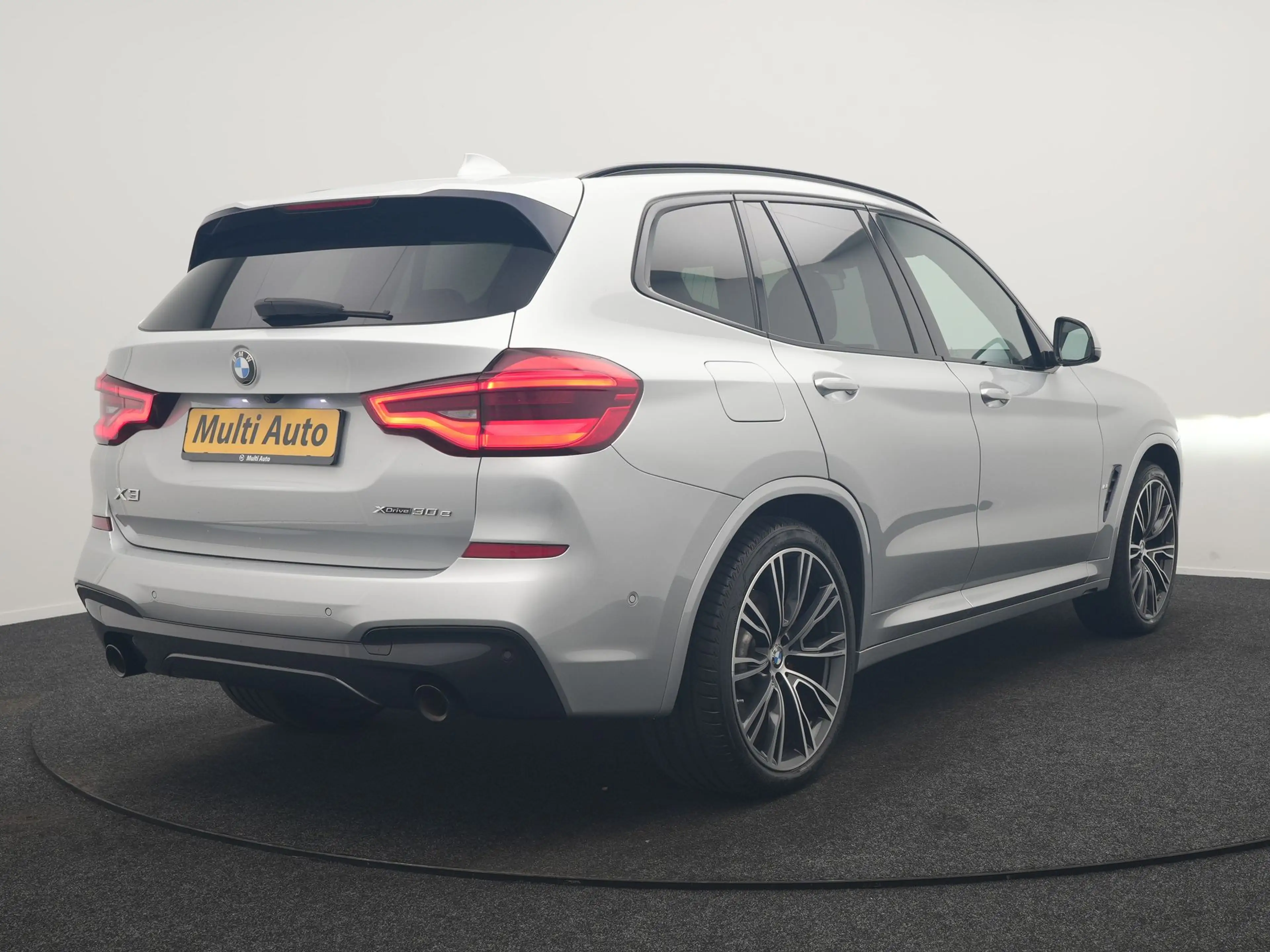 BMW X3 xDrive30e M Sport PHEV 293pk Dealer O.H | Camera | — photo 4