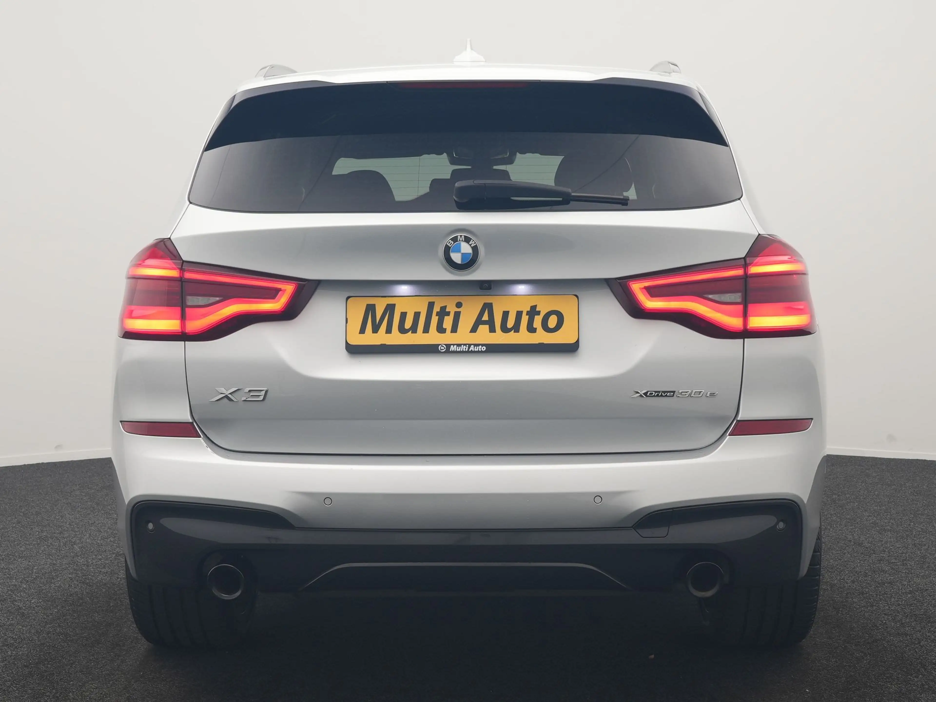 BMW X3 xDrive30e M Sport PHEV 293pk Dealer O.H | Camera | — photo 22