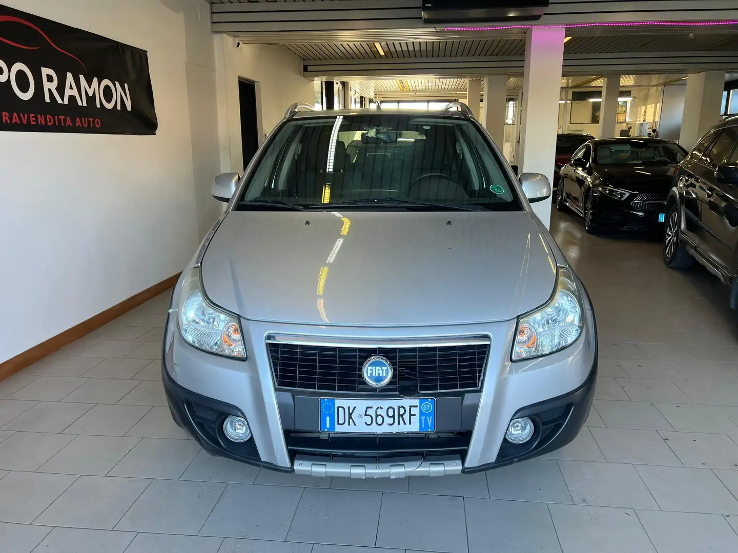 Fiat Sedici Sedici 1.6 16v Experience 4x4 107cv Argintiu - 2