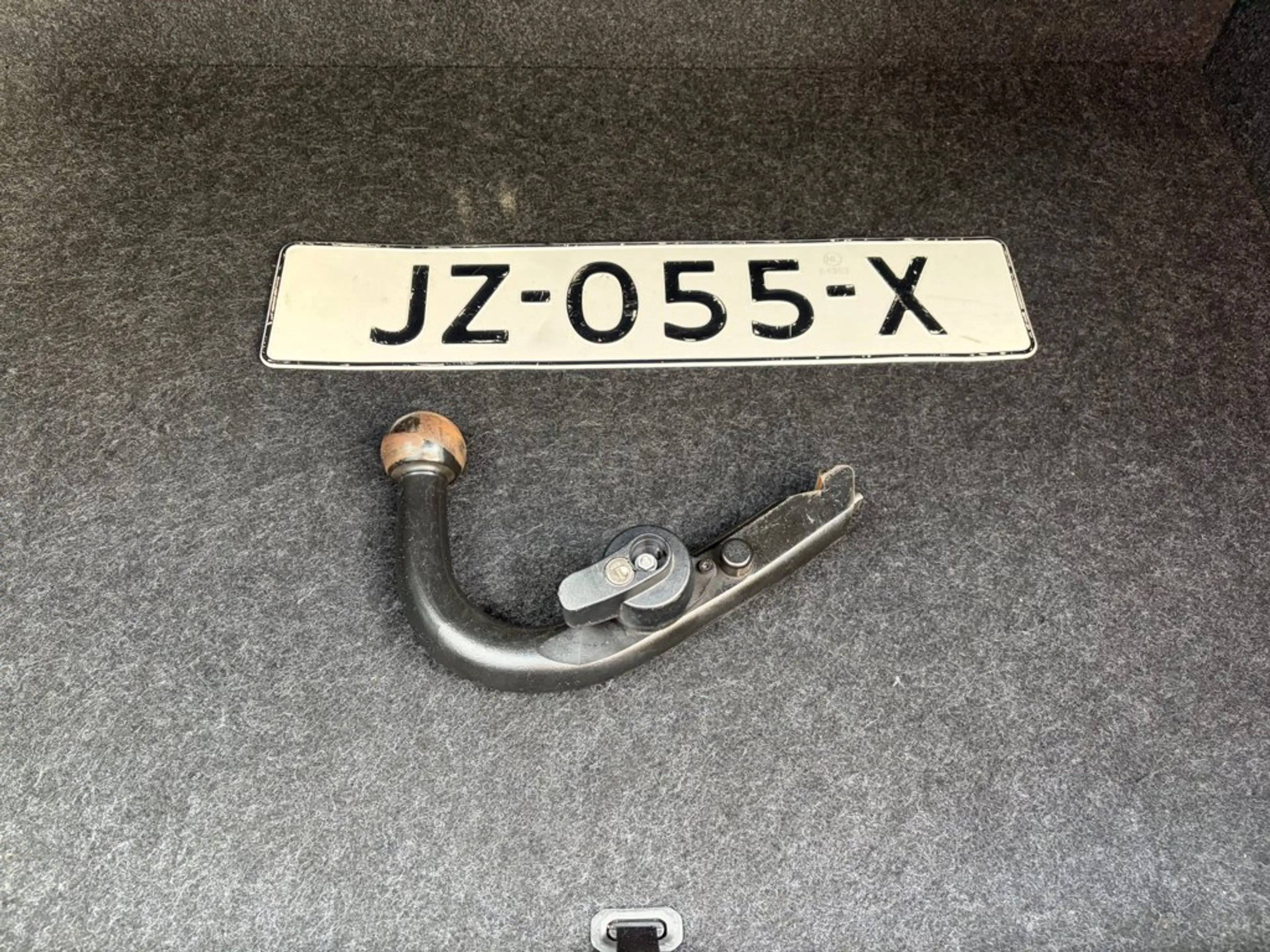Volvo V40 Cross Country 1.5 T3 Momentum, Pano, Navi, PDC, Cruise, — photo 9