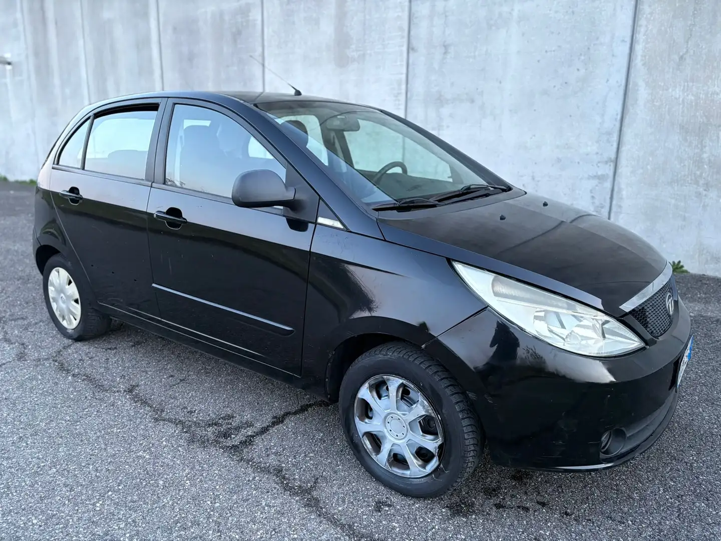 Tata Indica Indica Vista 1.4 75 CV *GPL 2034* Noir - 1
