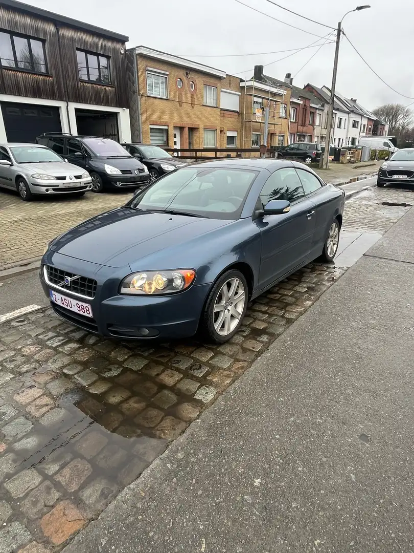 Volvo C70 2.4i 20v Momentum Modrá - 2