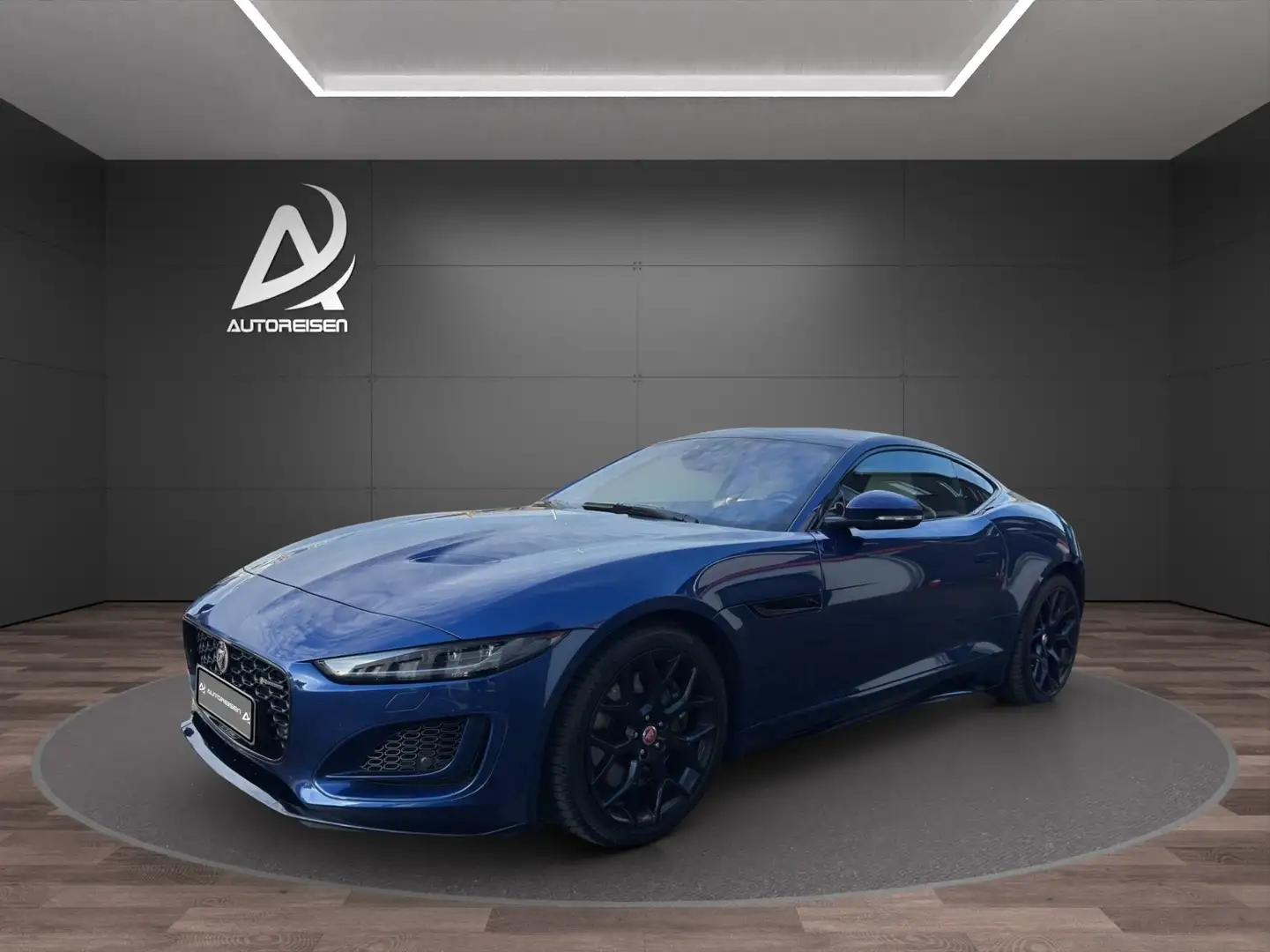 Jaguar F-Type 2.0 aut. Coupé P300 R-Dynamic Blue - 1