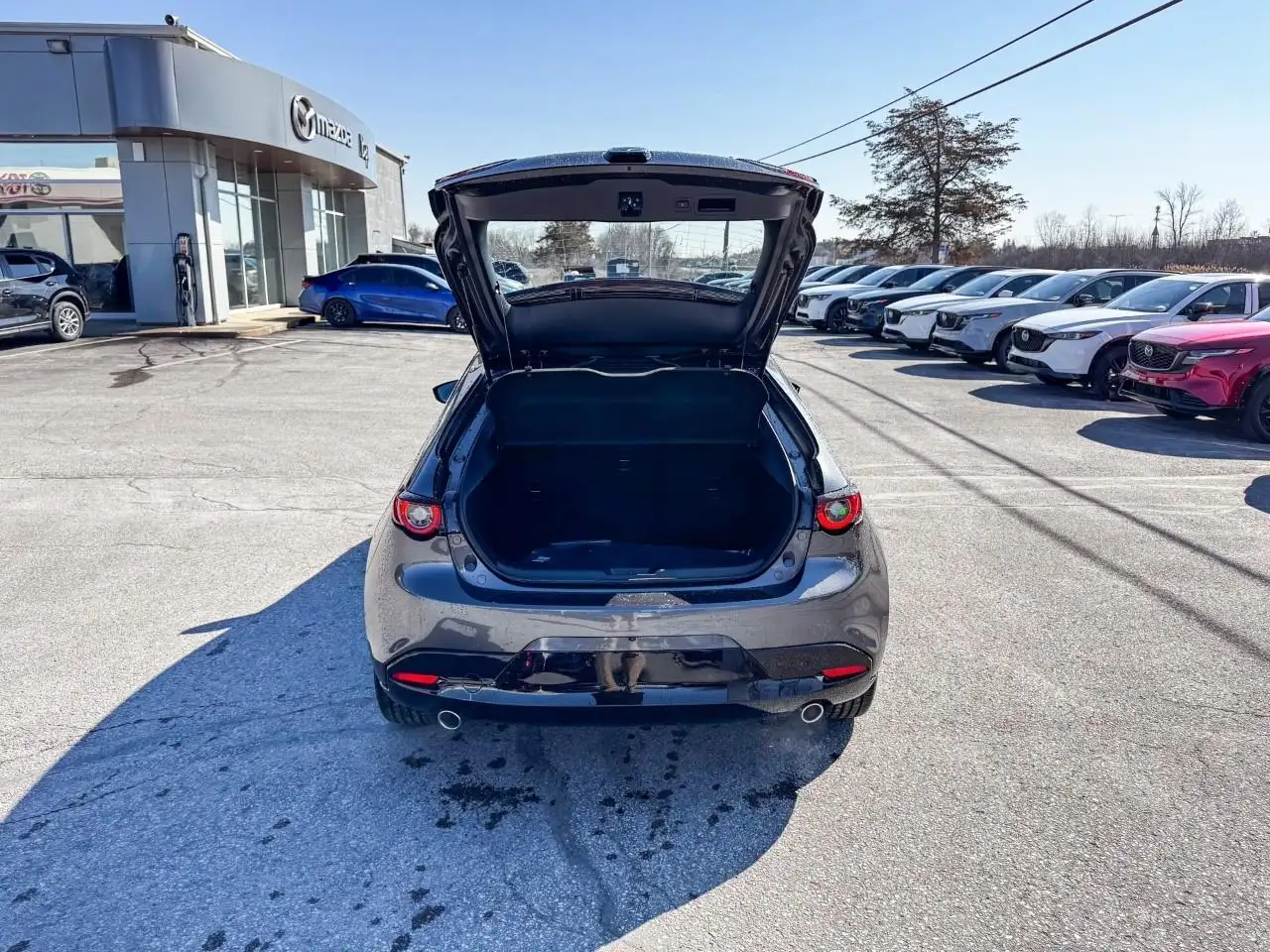 Mazda 3 снимка Mazda 3