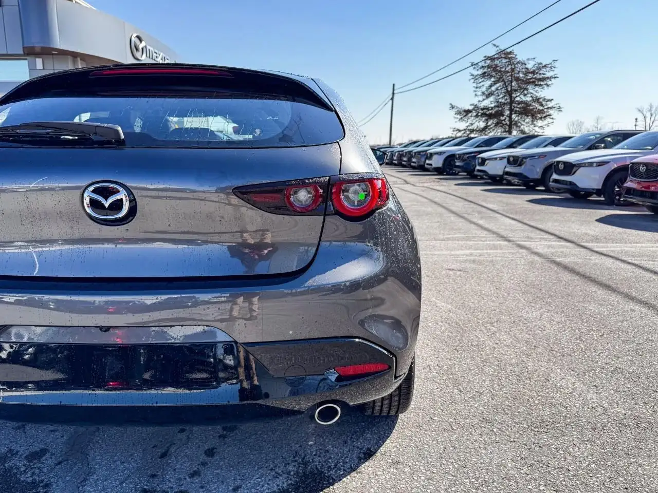 Mazda 3 снимка Mazda 3