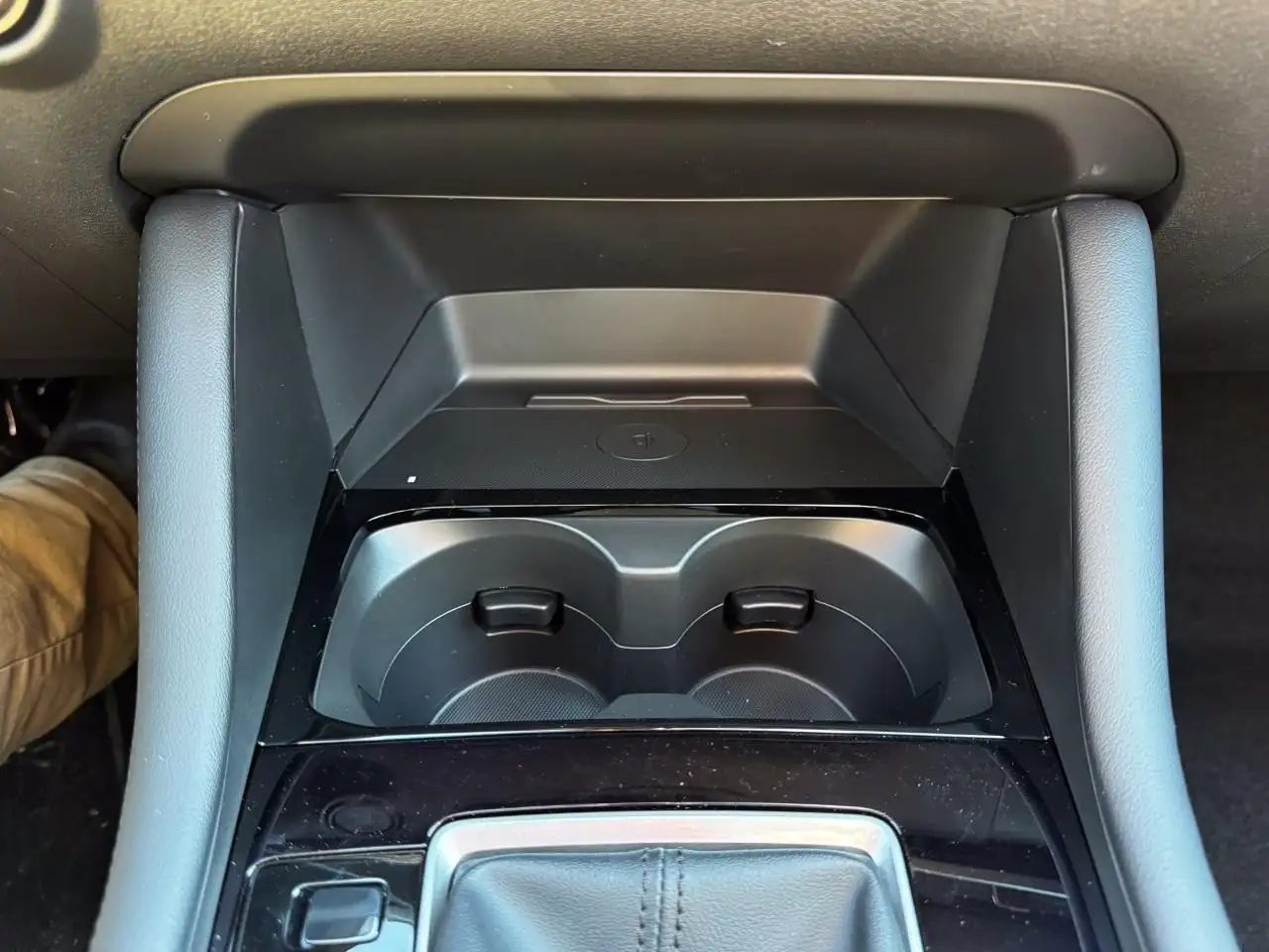 Mazda 3 снимка Mazda 3