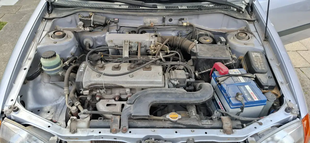 Toyota Starlet 1.3i 16v XT, foto 8
