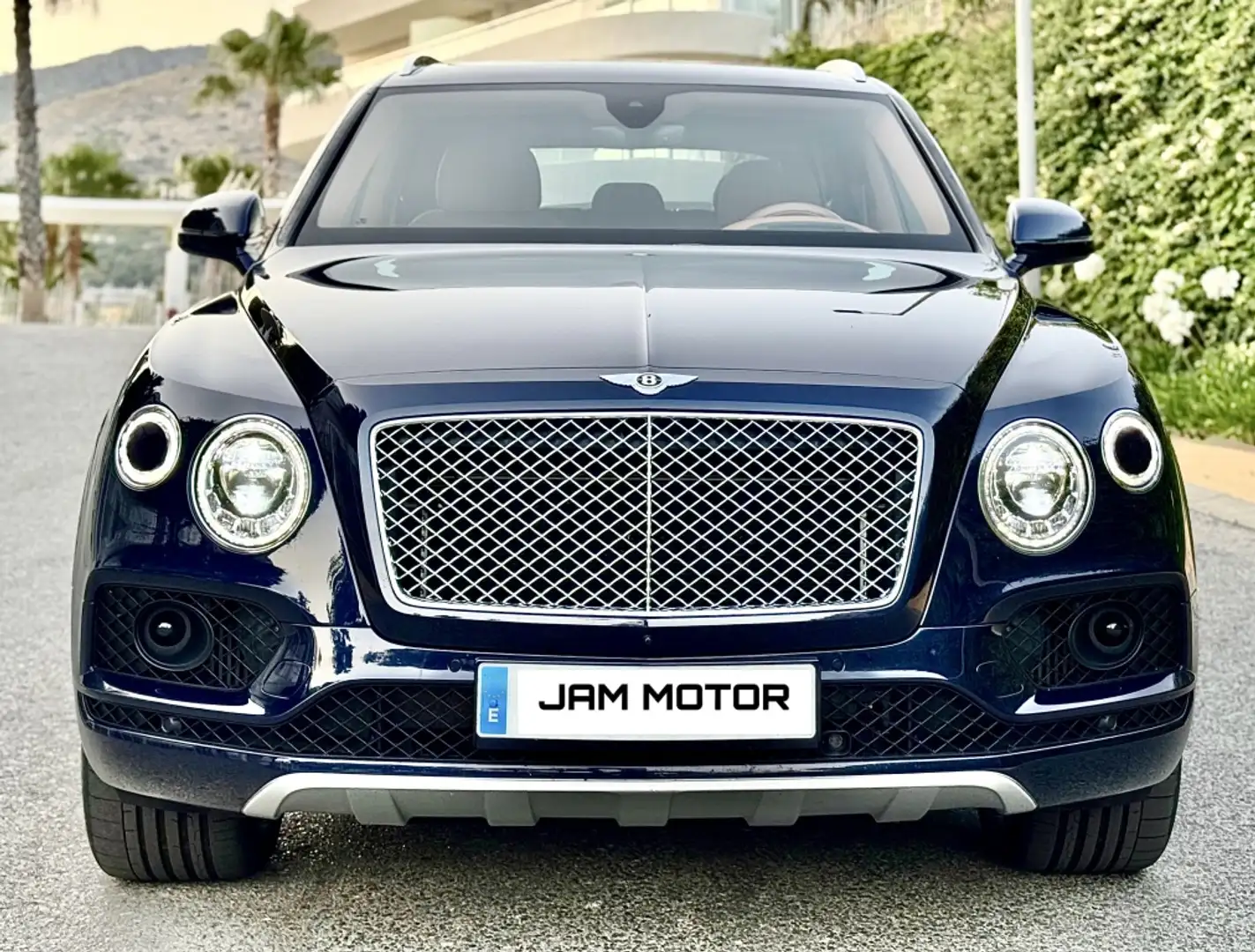 Bentley Bentayga Hybrid Bleu - 2
