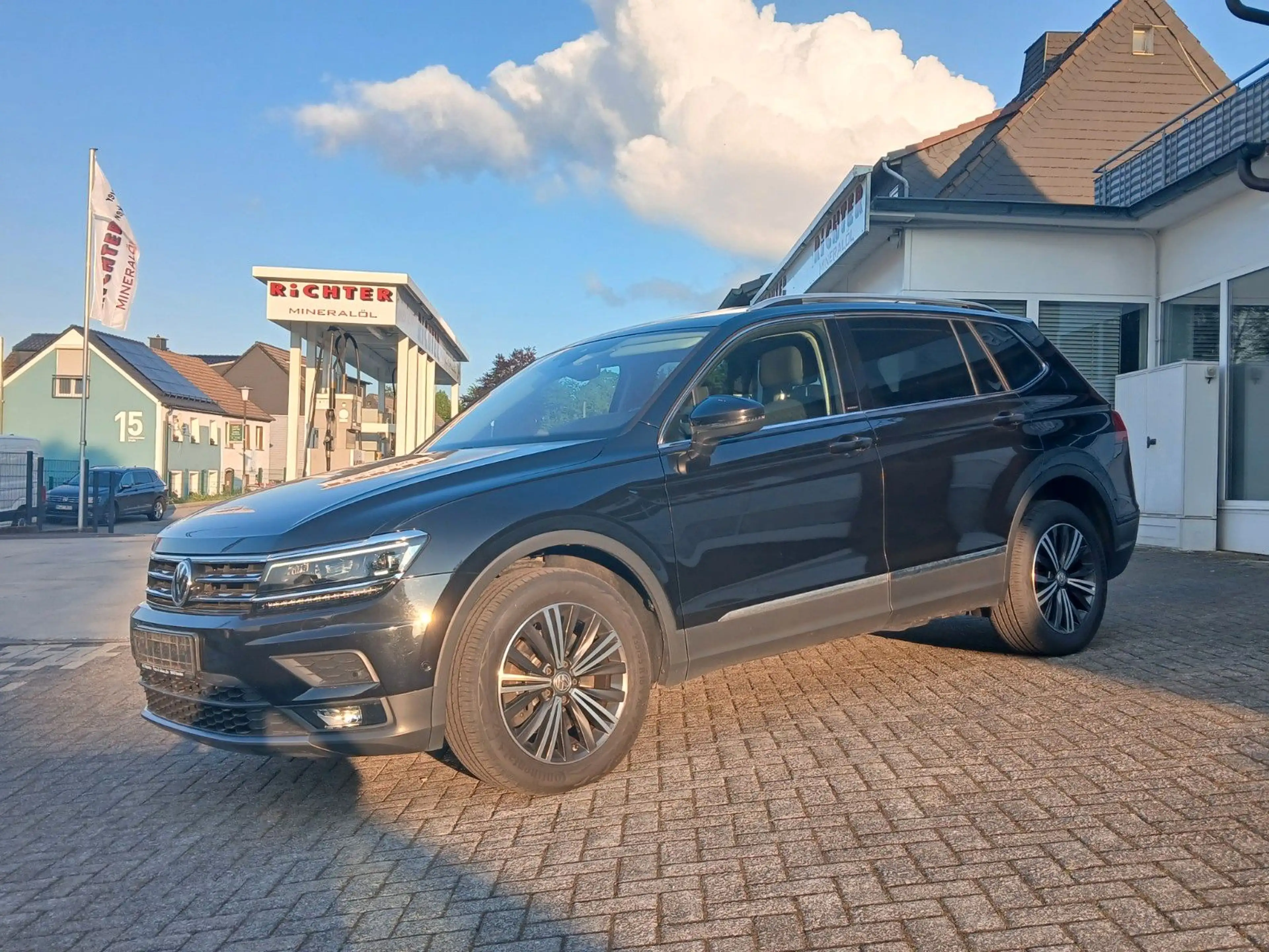 Volkswagen Tiguan Allspace IQ.DRIVE 4Motion — photo 3