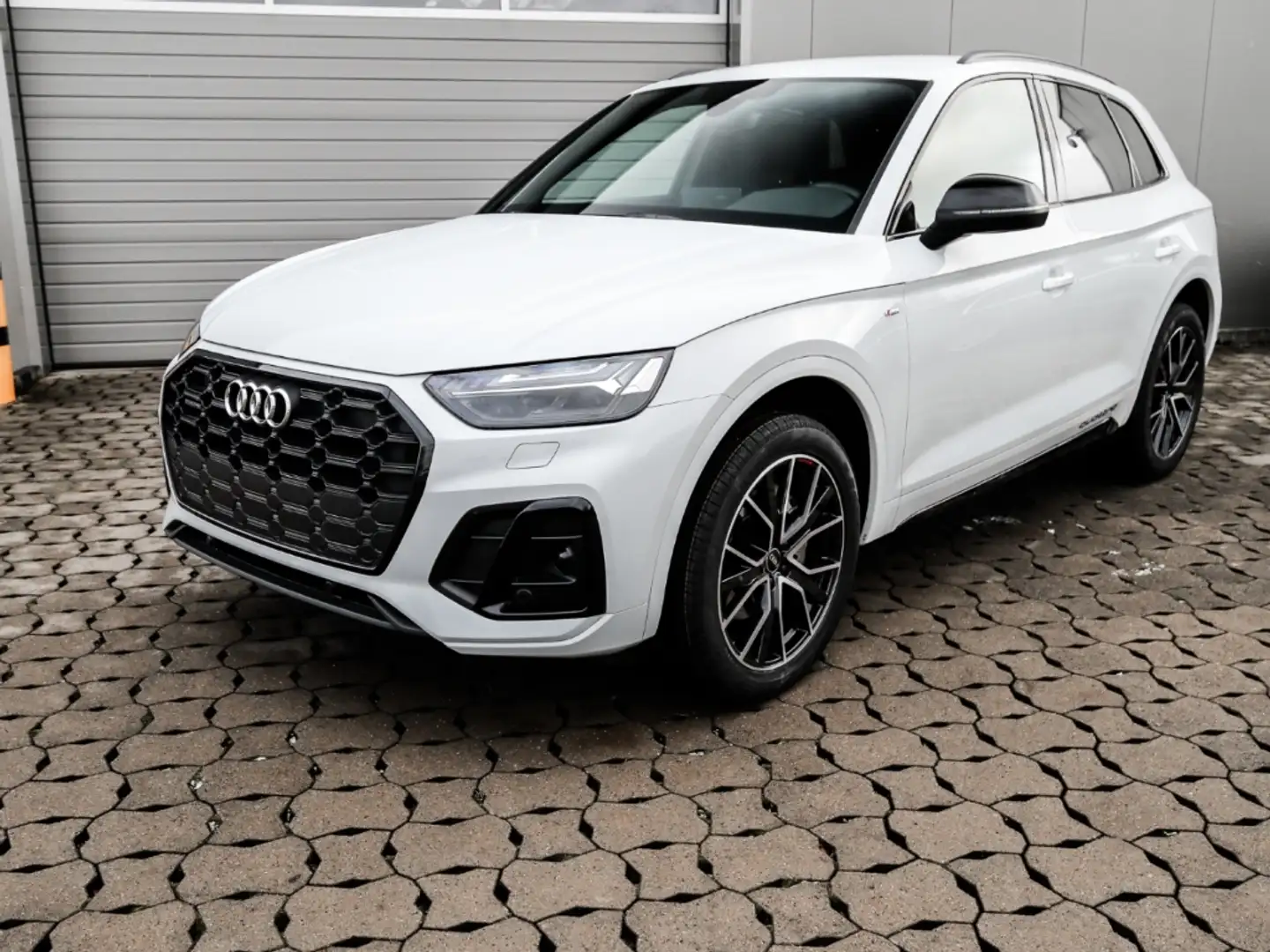 Audi Q5 40 TDI quattro S line AHK Navi Kamera Matrix-LED Weiß - 2