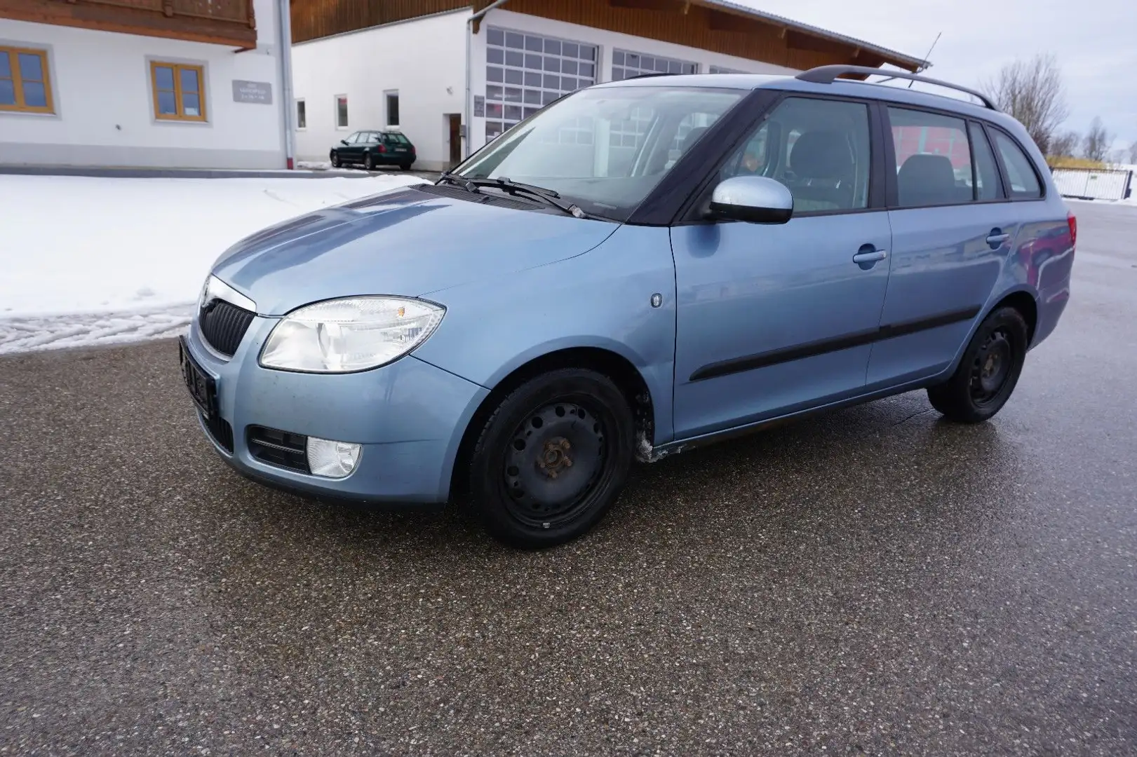 Skoda Fabia Combi Style Edition Klimaauto Sitzhzg Grau - 1