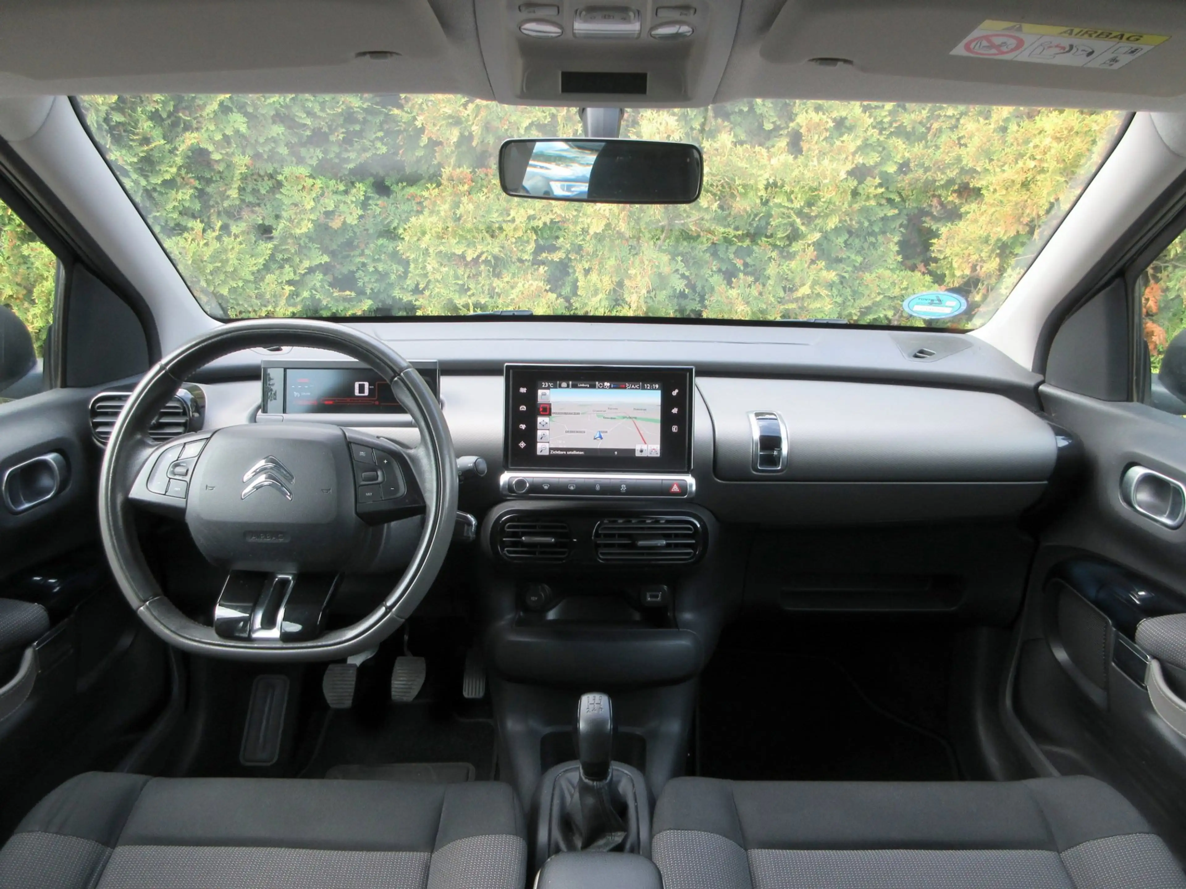 Citroen C4 Cactus 1.2 PureTech Feel*Navi*Cruise*Pdc* — photo 11