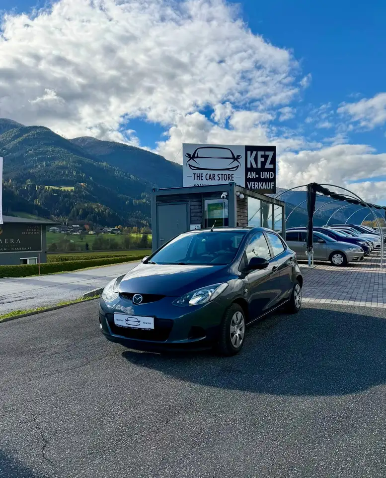 Mazda 2