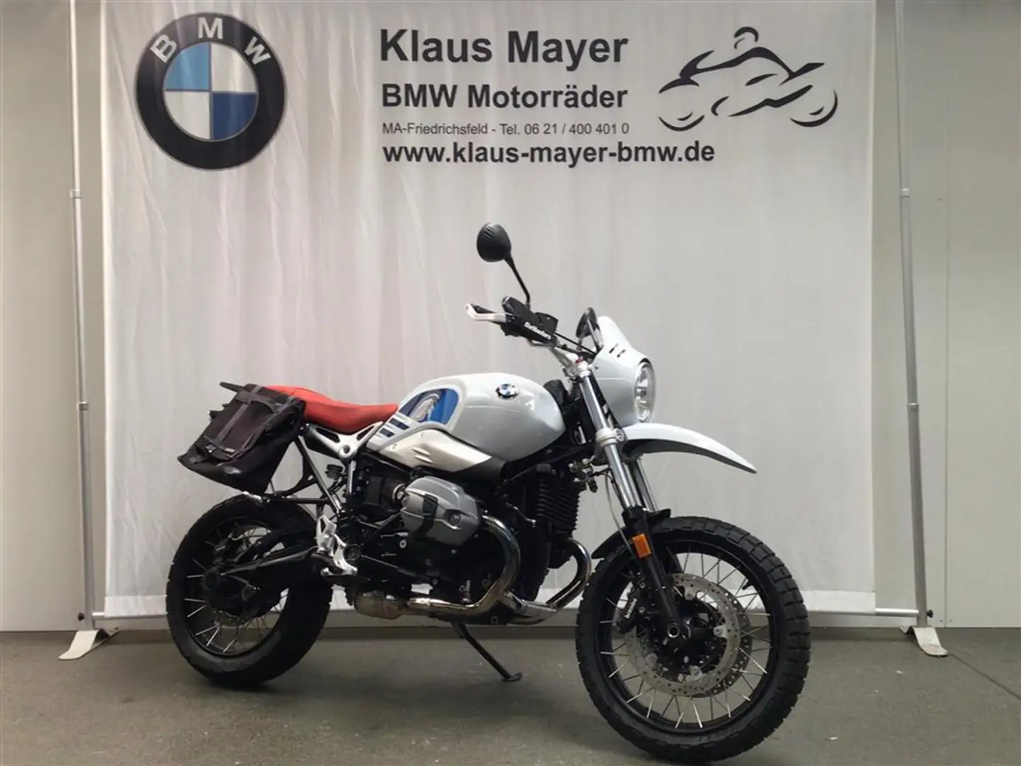 BMW R nineT 0 - 1