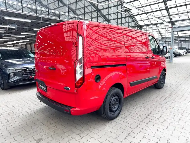 Ford Transit Custom view 5