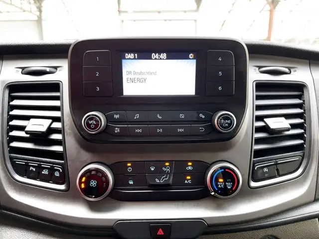 Ford Transit Custom view 12