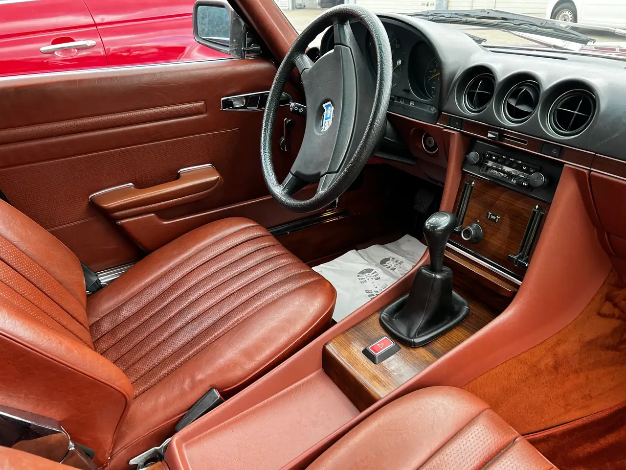 Mercedes-Benz SL 280, foto 11