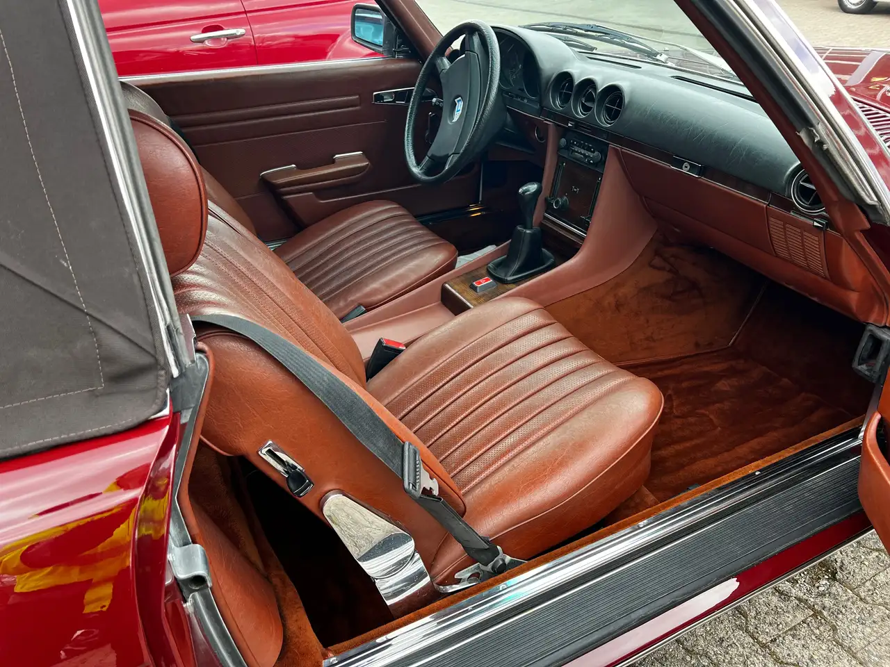 Mercedes-Benz SL 280, foto 12