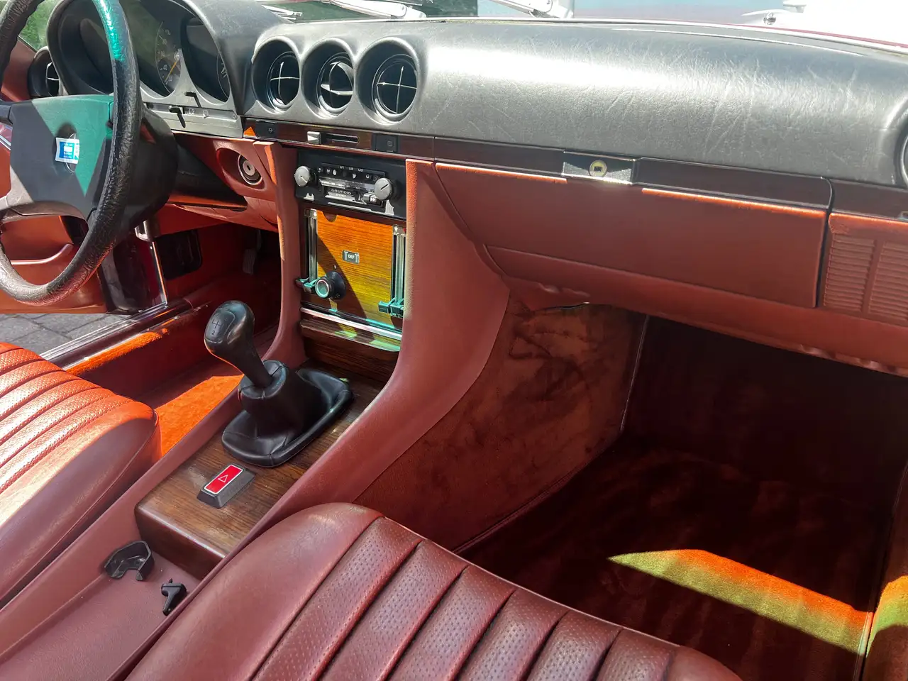 Mercedes-Benz SL 280, foto 8