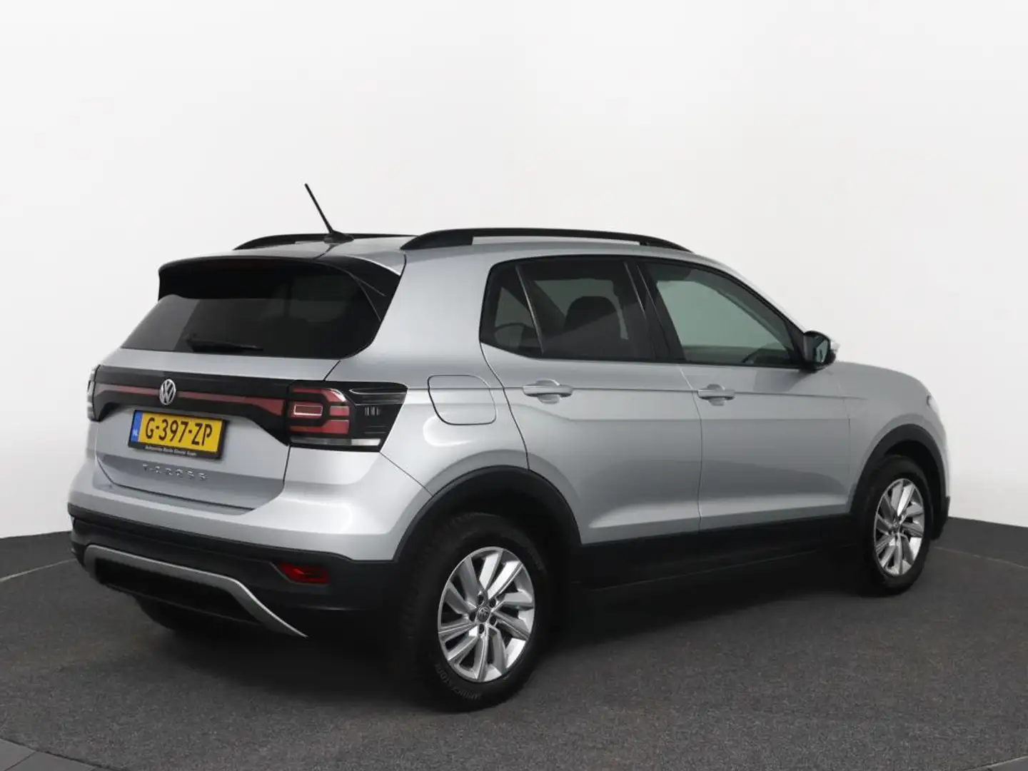 Volkswagen T-Cross 1.0 TSI Life|Adaptive Cruise|Airco|Side Assist Grijs - 2