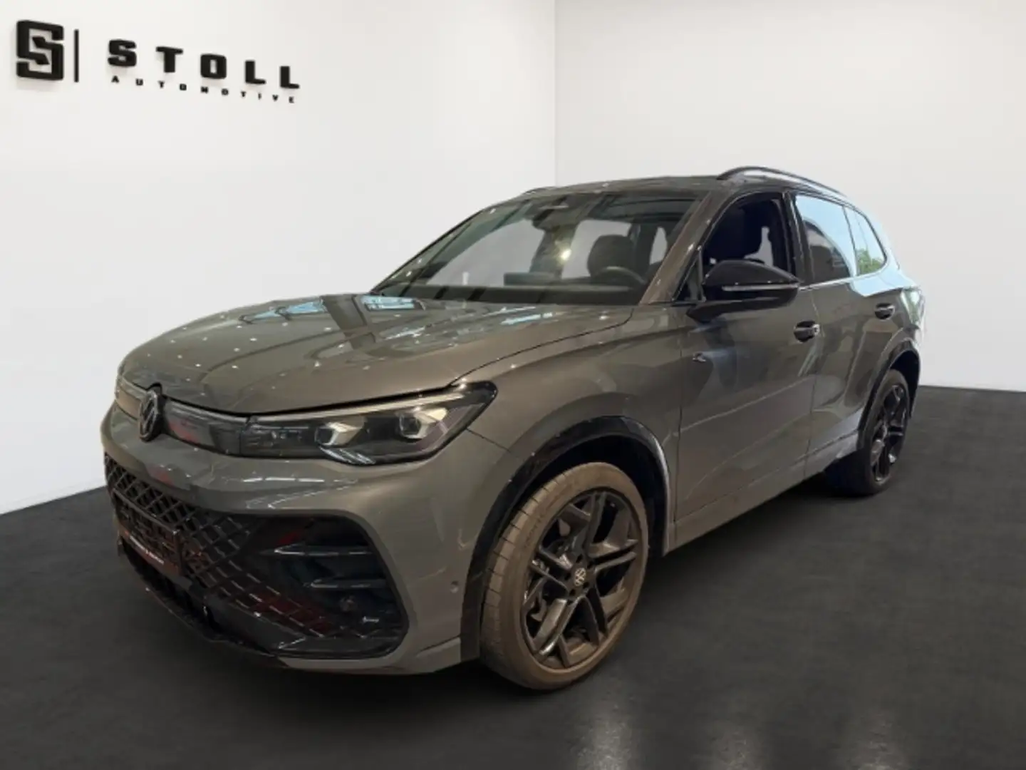 Volkswagen Tiguan 2.0 TSI R-Line 4Motion BlackStyle+Pano+AHK+IQ-Ligh Grau - 1