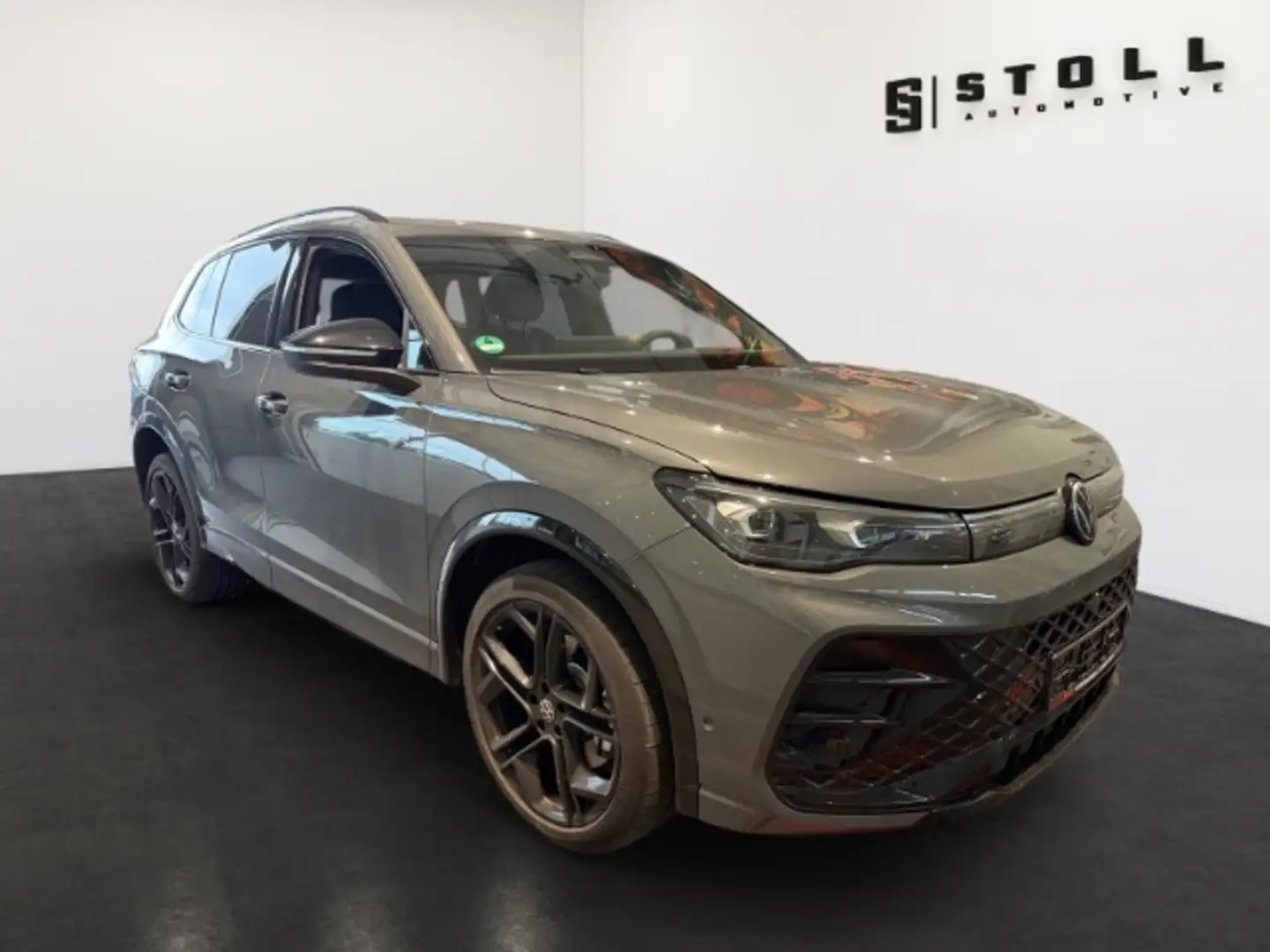 Volkswagen Tiguan 2.0 TSI R-Line 4Motion BlackStyle+Pano+AHK+IQ-Ligh Grau - 2