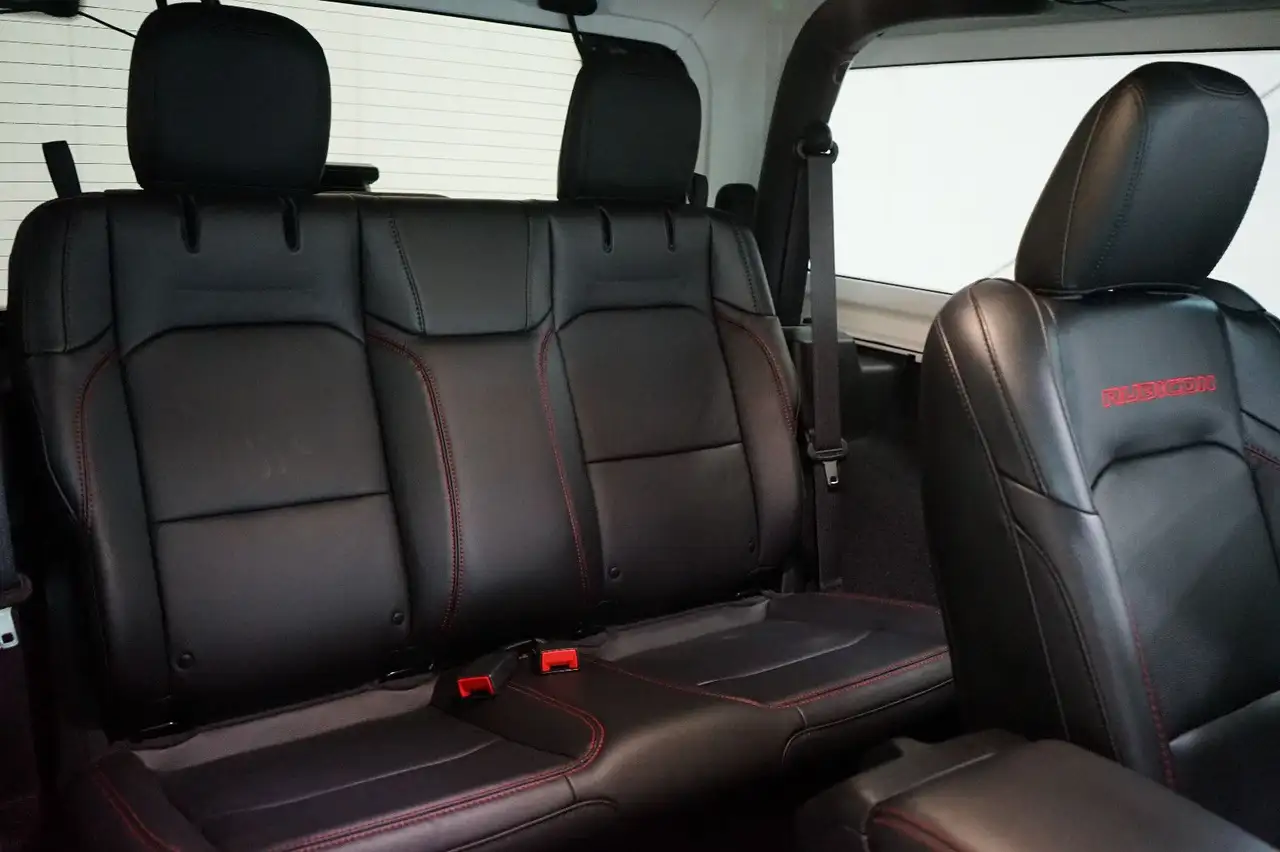 Jeep Wrangler Rubicon 3.6L V6 Trail Rated Kamera+AHK 15