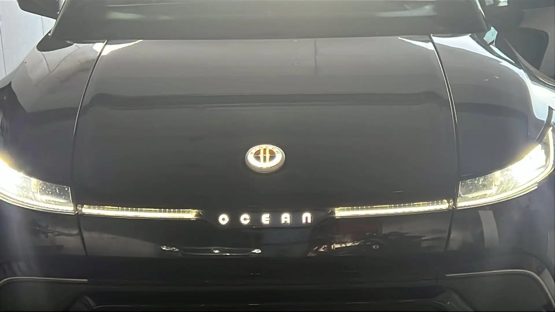 Fisker Ocean ONE Schwarz - 1