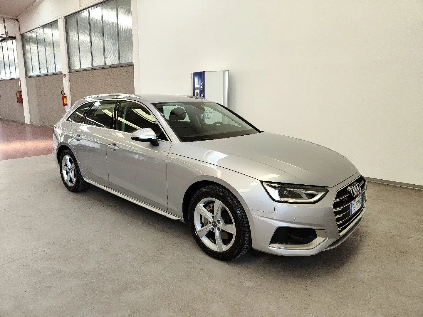 Audi A4 Avant 40 TDI 190 CV quattro S tronic Navi Cruise Argento - 2
