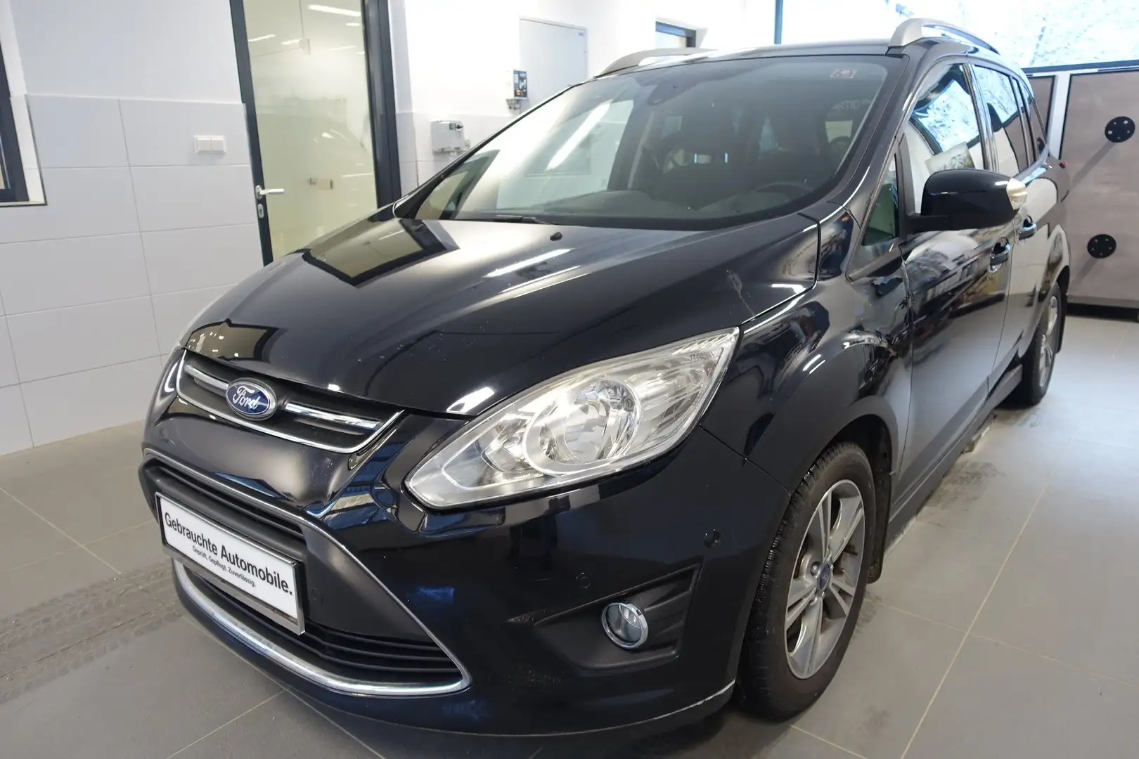 Ford Grand C-Max Easy 1,6 TDCi DPF Schwarz - 1