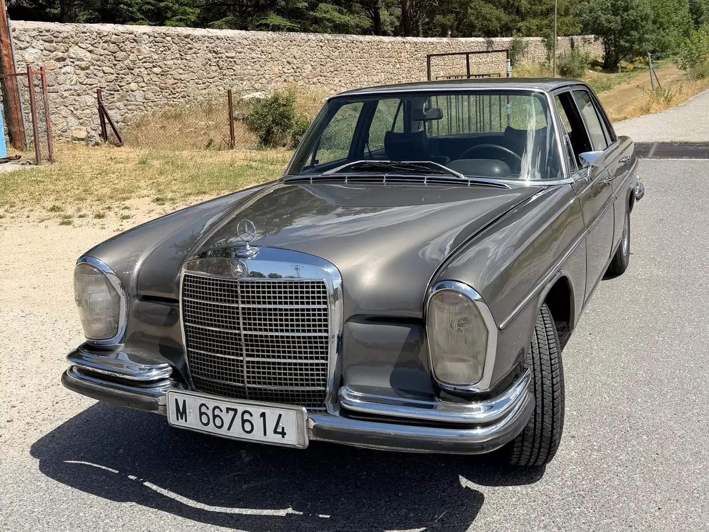 Mercedes-Benz 280 280SE. W108 Gris - 2