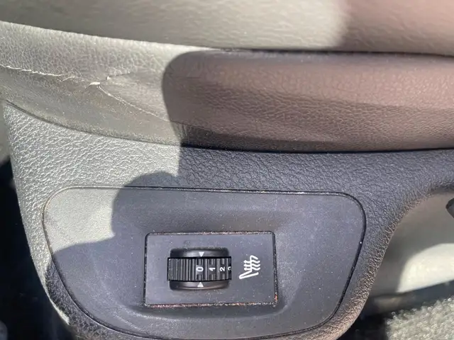 Peugeot 407 view 9