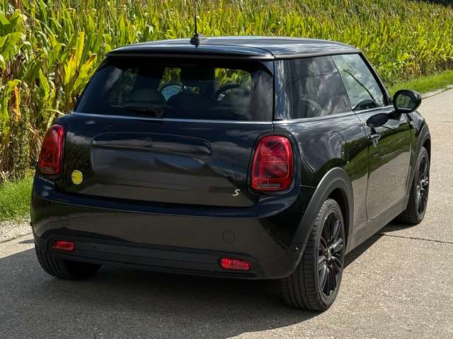 MINI Cooper SE Mini Cooper SE Yours Trim top gepflegt