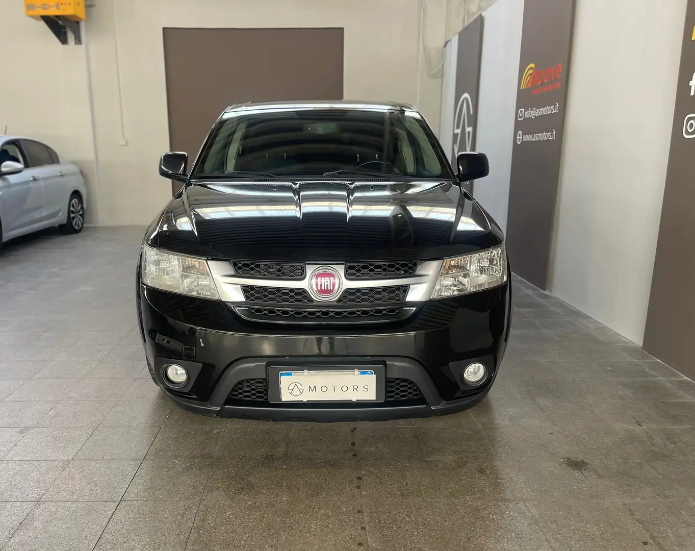 Fiat Freemont Freemont 2.0 mjt 16v Lounge 140cv Zwart - 1