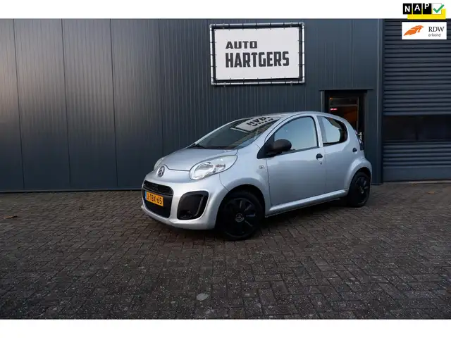 Citroen C1 1.0 Attraction Comfort Plus. Lage km stand.5 deurs