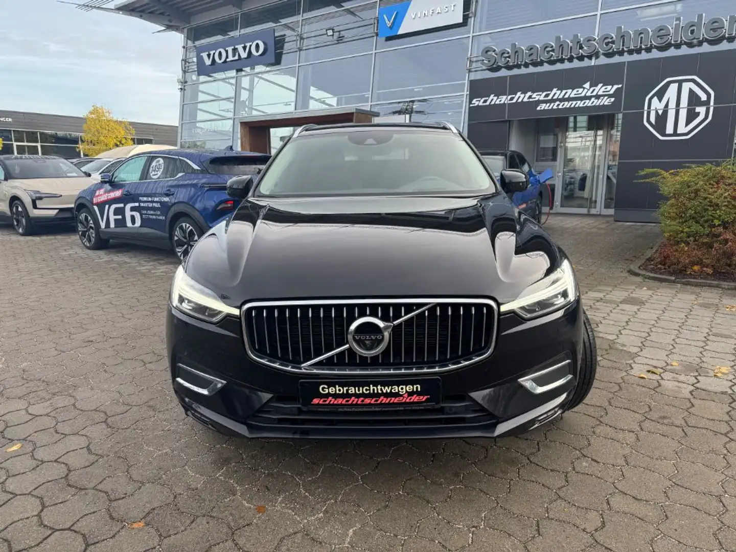 Volvo XC60 B4D AWD Geartr Inscription+XeniumPro+Standh Schwarz - 2