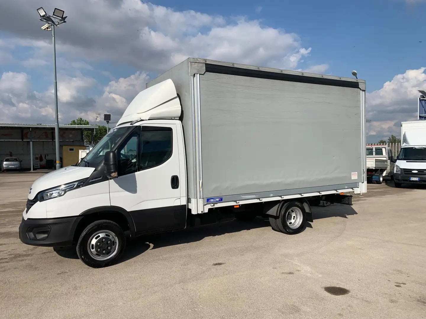 Iveco daily 35c18 cassone e centina - cambio automatico Bianco - 2