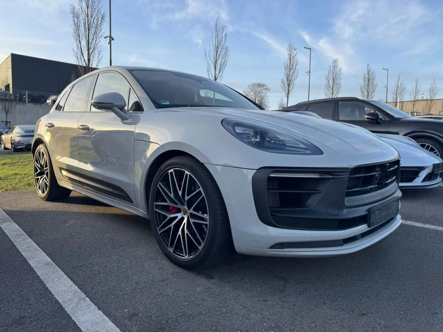 Porsche Macan III GTS*MEGA VOLL*PANO*ACC*21ZOLL* Grau - 2