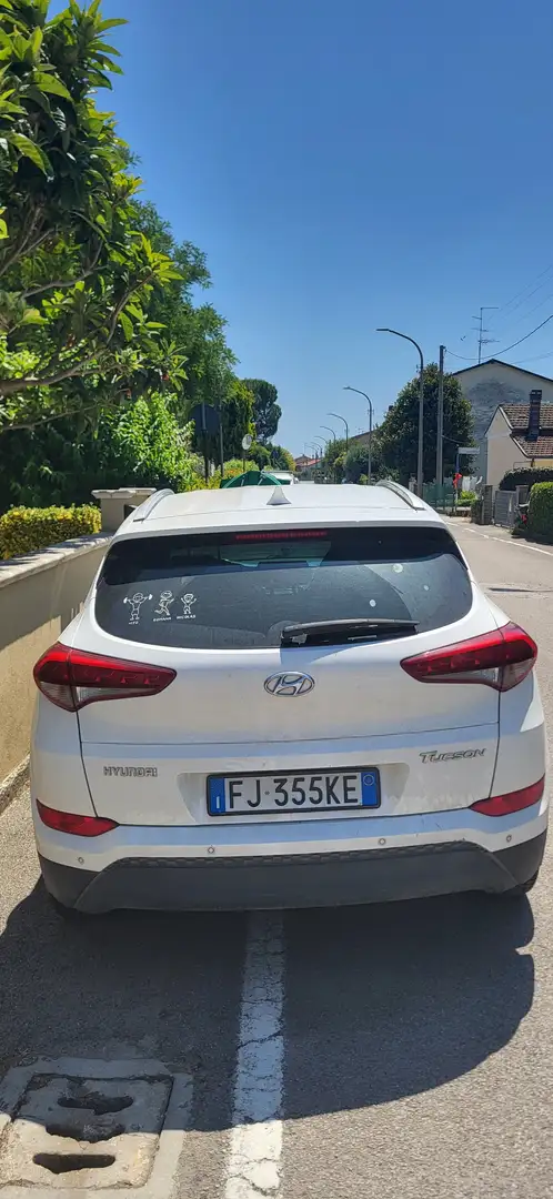 Hyundai TUCSON Tucson II 2015 1.7 crdi Xpossible 2wd 115cv Bianco - 2