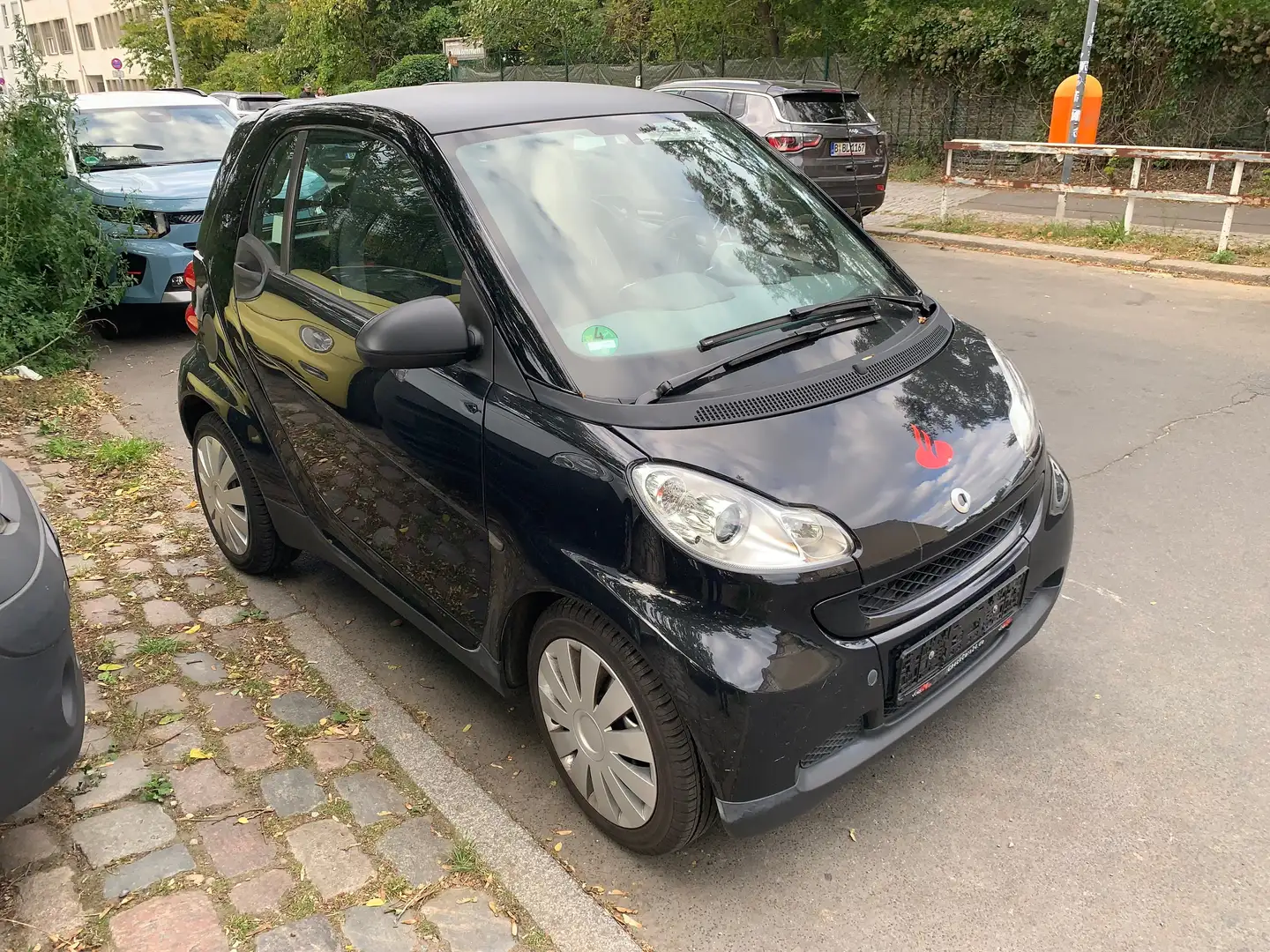 smart forTwo Basis+1Hand+1Jahr Garantie+Km.62.000 Schwarz - 1