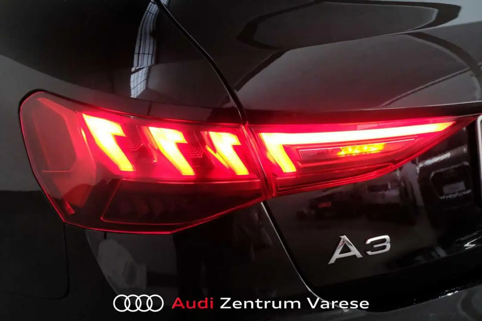 Audi A3 Sportback 35 2.0 tdi S line Edition s-tronic Negro - 2