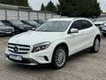 Mercedes-Benz GLA 220 CDI / d 4Matic 7G-DCT "Urban" Weiß - thumbnail 1