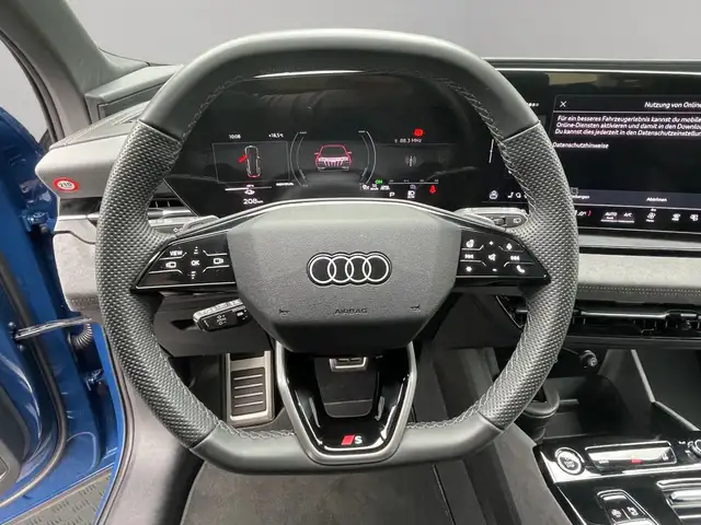 Audi Q6 e-tron view 12