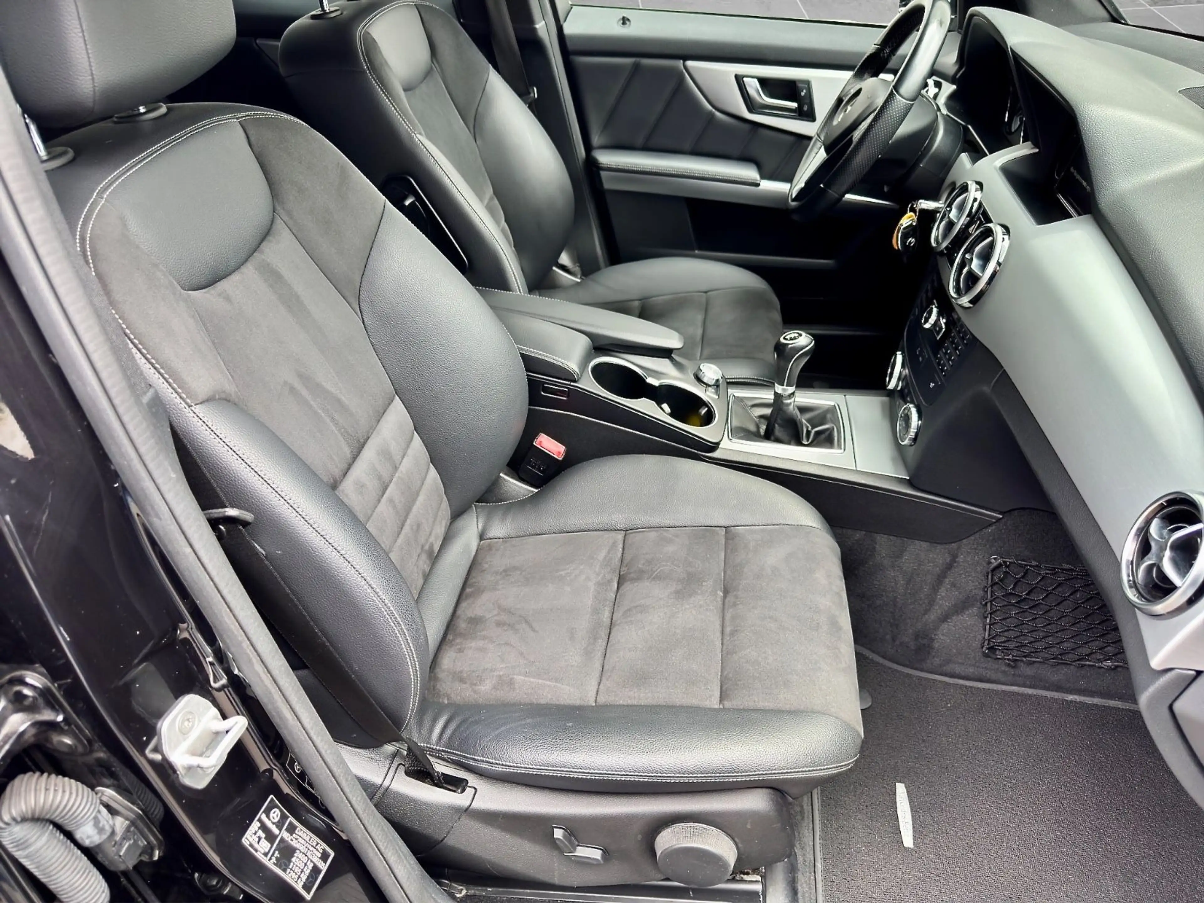 Mercedes-Benz GLK 200 CDI 6-GANG*NAVI*AHK* — photo 11